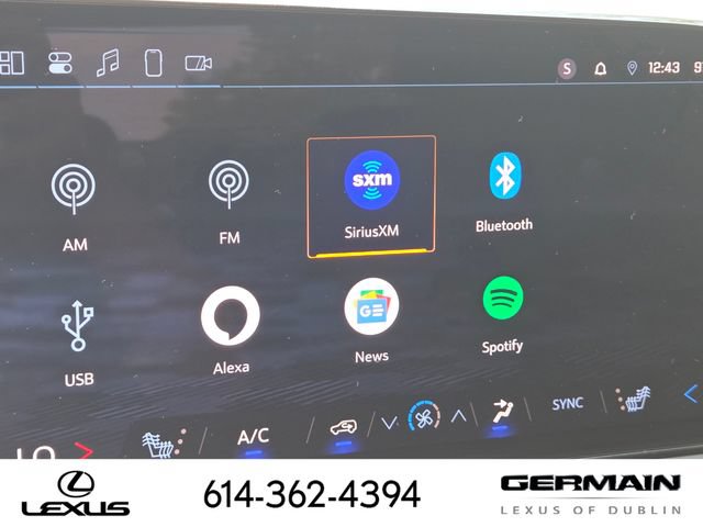 Used 2024 Chevrolet Traverse LT w/ Midnight/Sport Edition AWD/4WD image 17