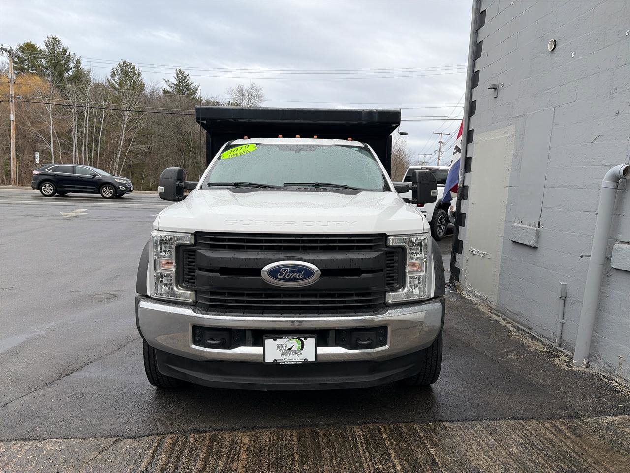 Used 2019 Ford F550 4x4 Regular Cab Super Duty image 3