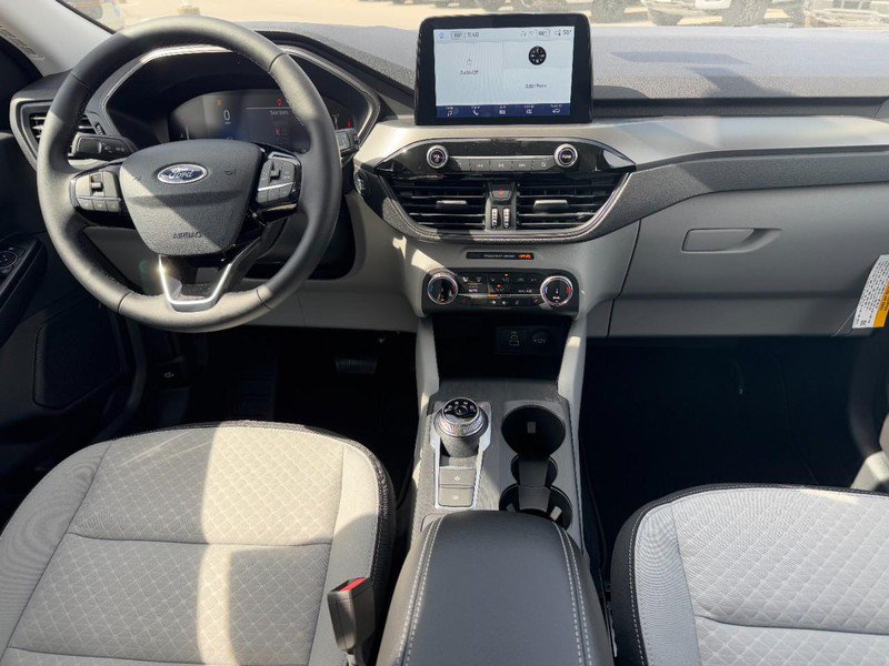 New 2026 Ford Escape Active w/ Cold Weather Package FWD image 6