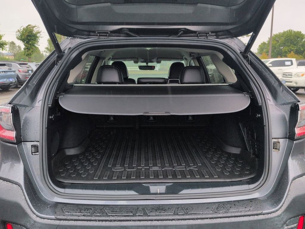 Used 2020 Subaru Outback Limited w/ Popular Package #2 AWD/4WD image 26