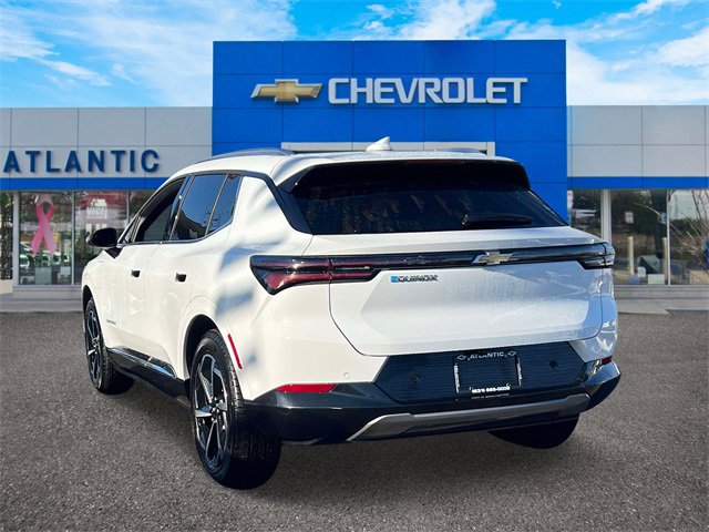 Used 2025 Chevrolet Equinox EV LT w/ Convenience Package image 4