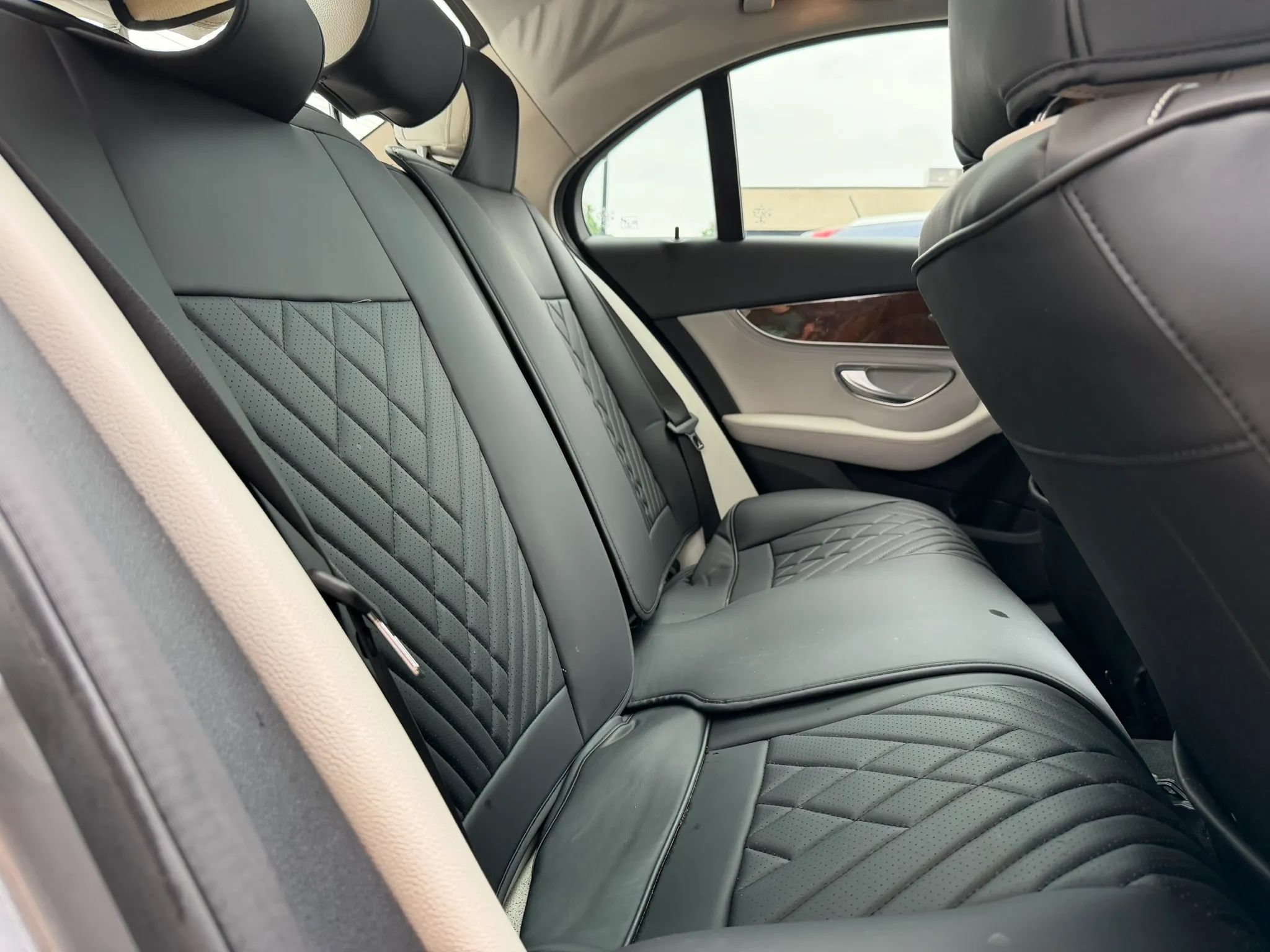 Used 2015 Mercedes-Benz C 300 4MATIC Sedan image 14