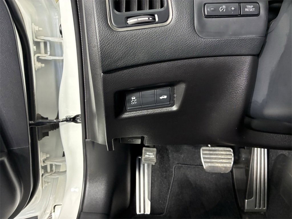 Used 2024 INFINITI Q50 Red Sport 400 image 21