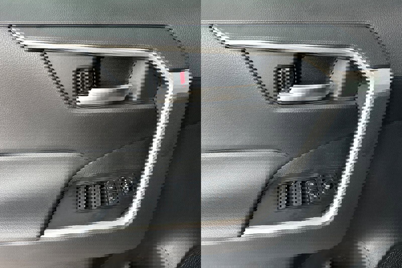 New 2025 Toyota RAV4 XLE image 12