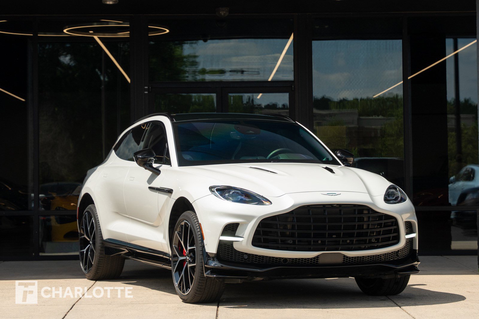 Used 2025 Aston Martin DBX 707