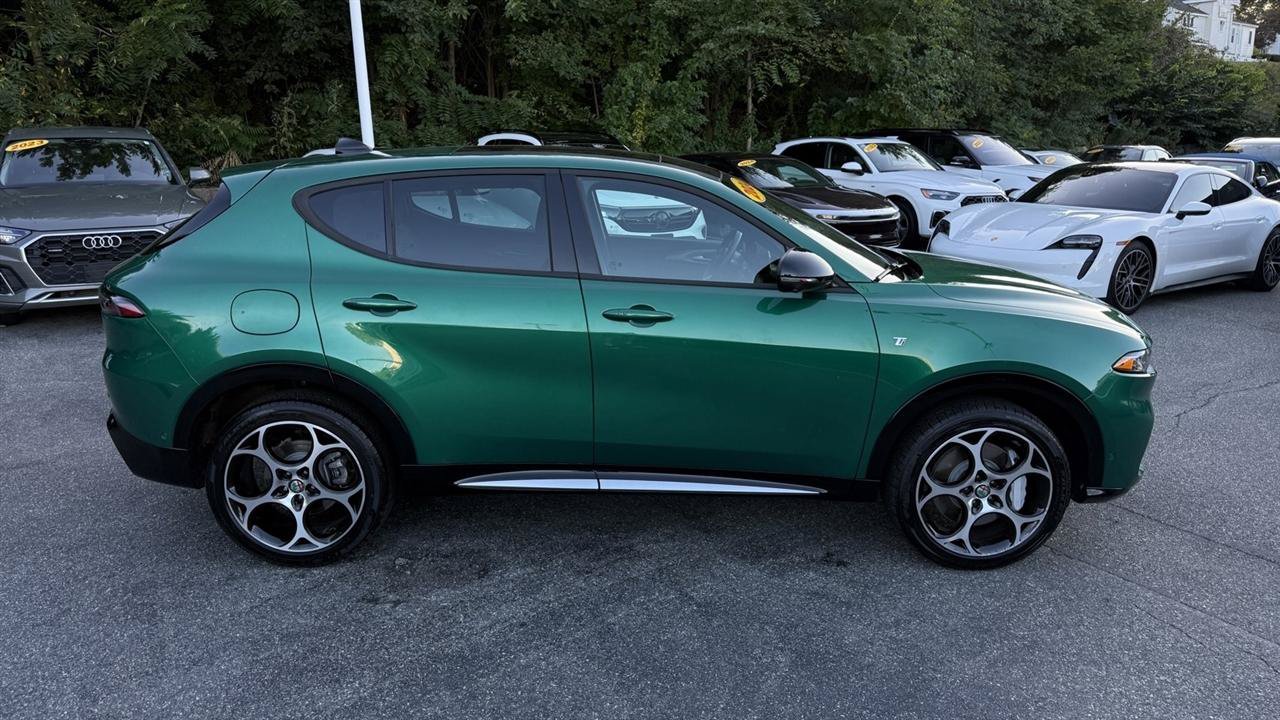 Used 2024 Alfa Romeo Tonale Ti w/ Active Assist Package AWD/4WD image 20