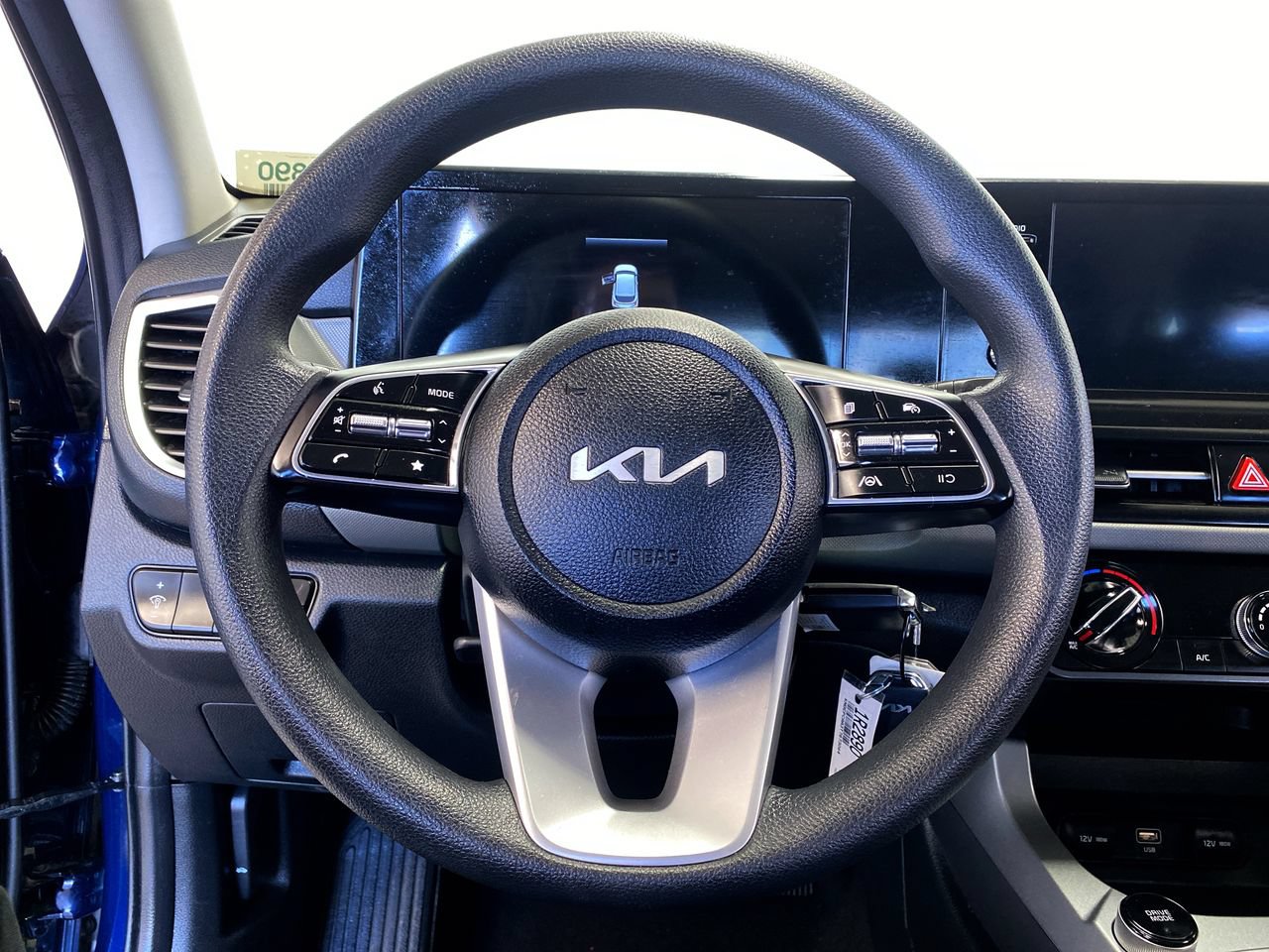 Certified 2026 Kia Seltos LX AWD/4WD image 21