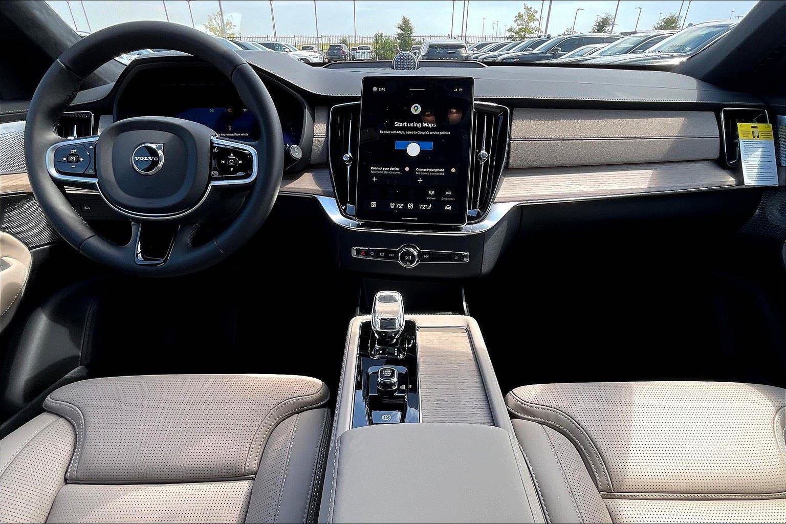 New 2026 Volvo XC90 B6 Ultra w/ Lounge Package image 5