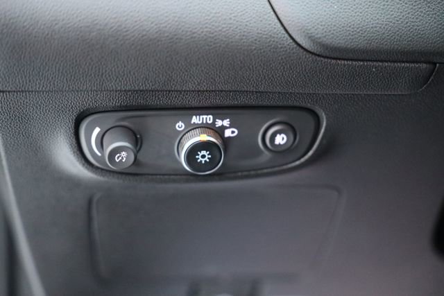 Used 2023 Buick Encore GX Essence w/ Experience Buick Package image 17