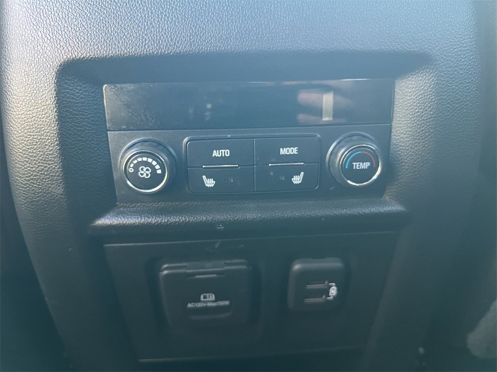 Used 2021 Chevrolet Traverse High Country image 13