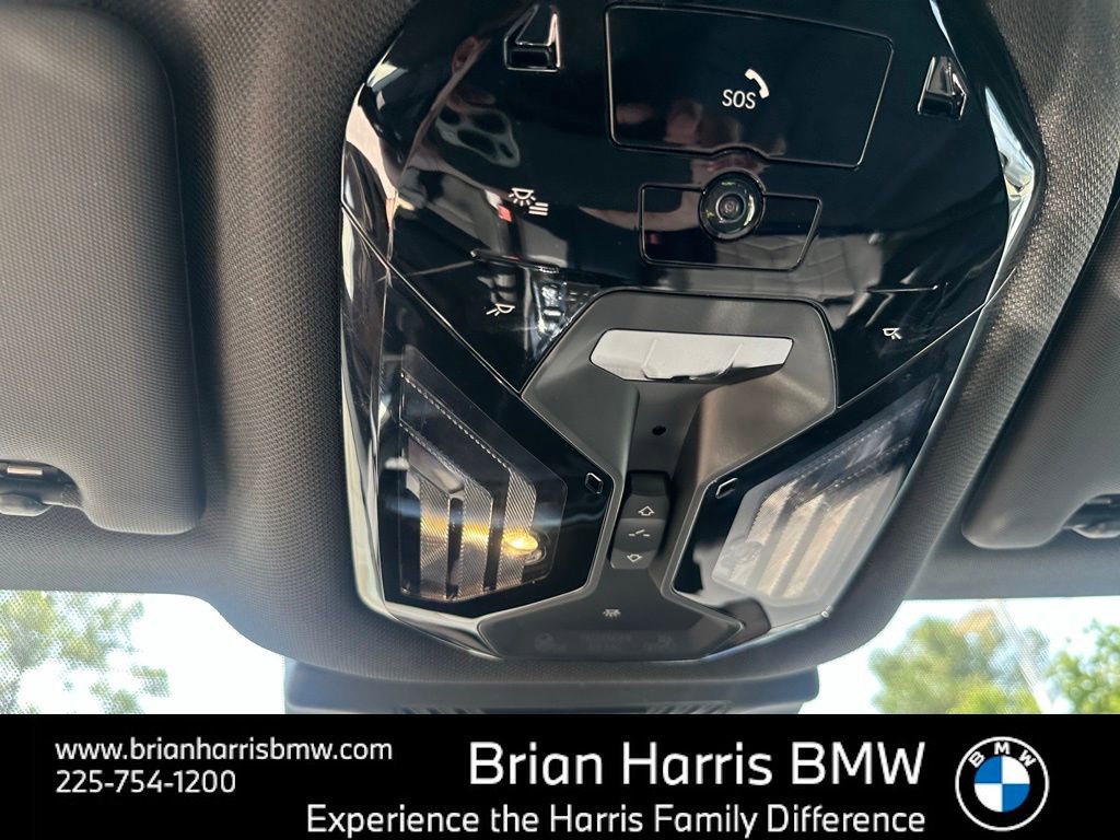 Certified 2025 BMW 530i w/ Premium Package image 28