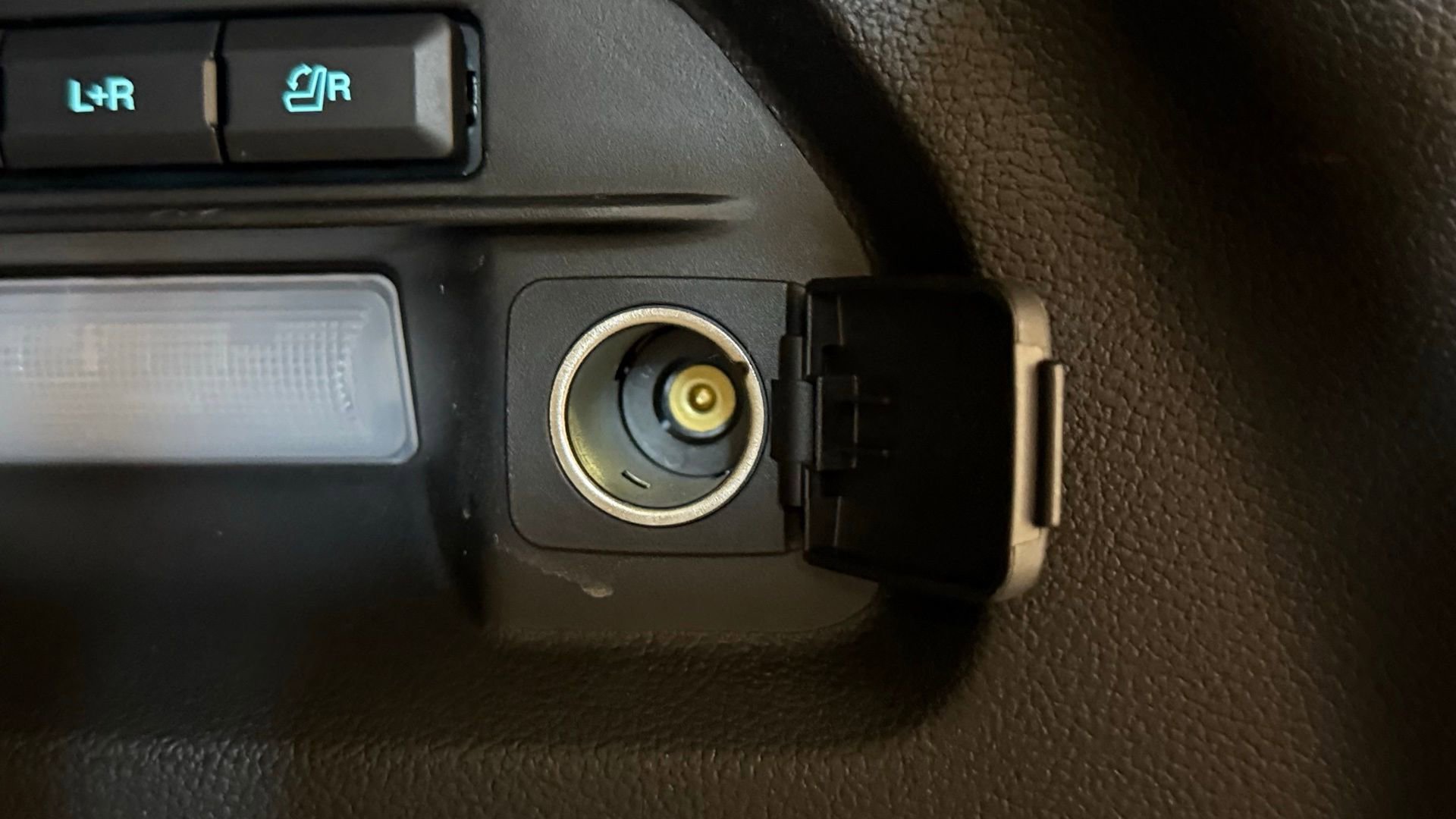 Used 2021 Ford Explorer Limited w/ Equipment Group 301A image 33