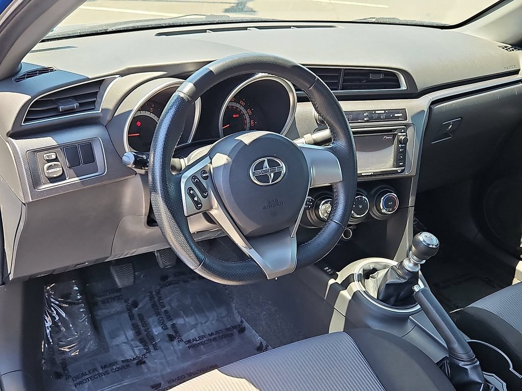 Used 2014 Scion tC FWD image 13