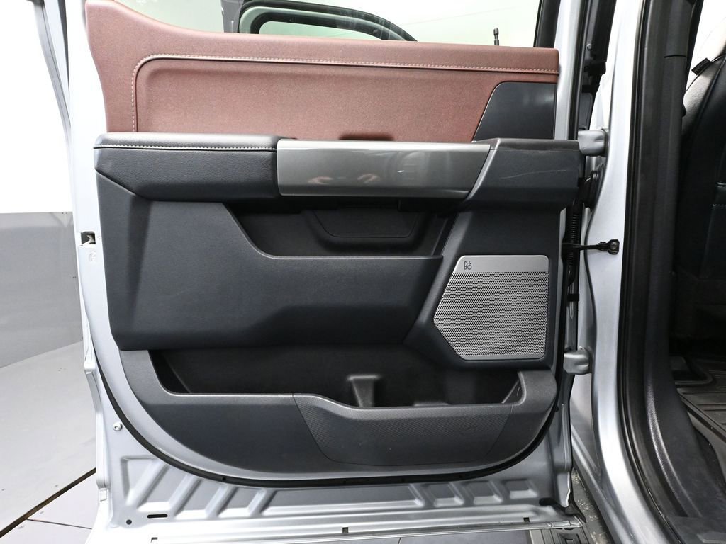 Used 2023 Ford F150 Lariat w/ Equipment Group 502A High image 40