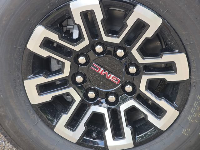 New 2026 GMC Sierra EV Elevation AWD/4WD image 9