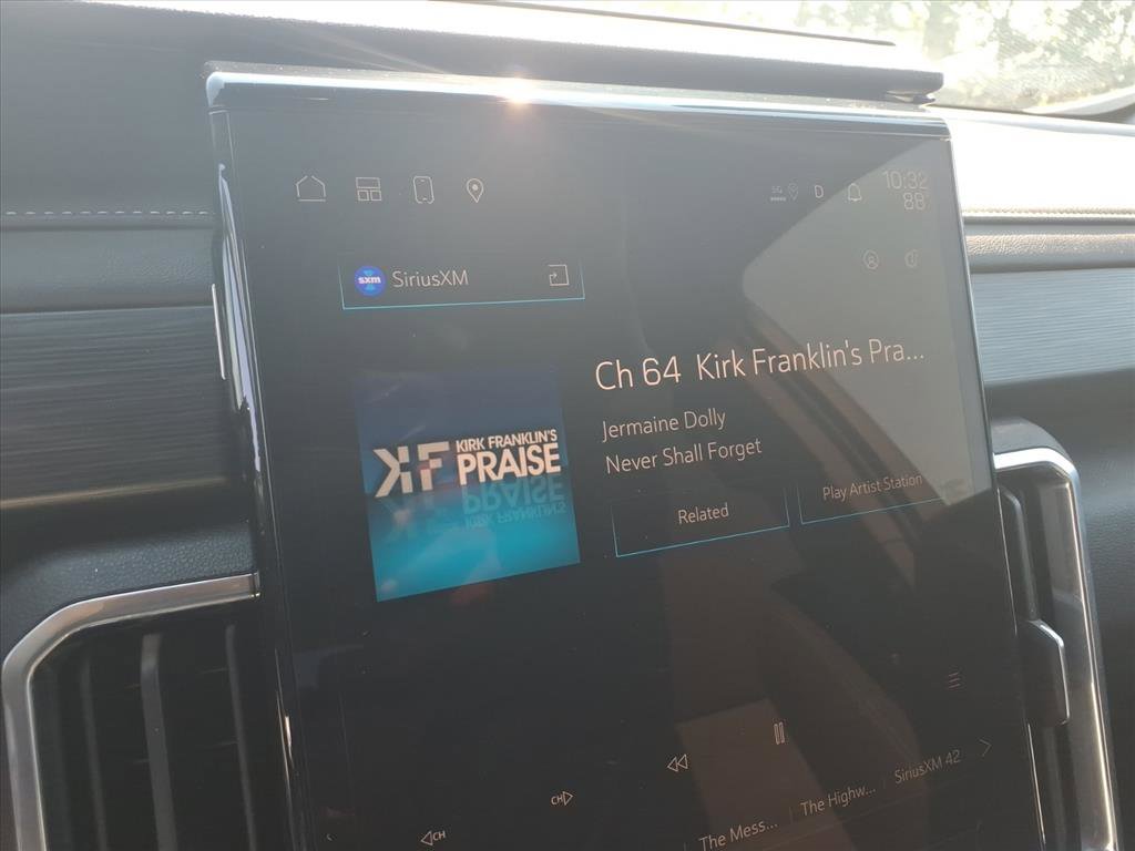 Certified 2025 GMC Acadia Elevation image 14