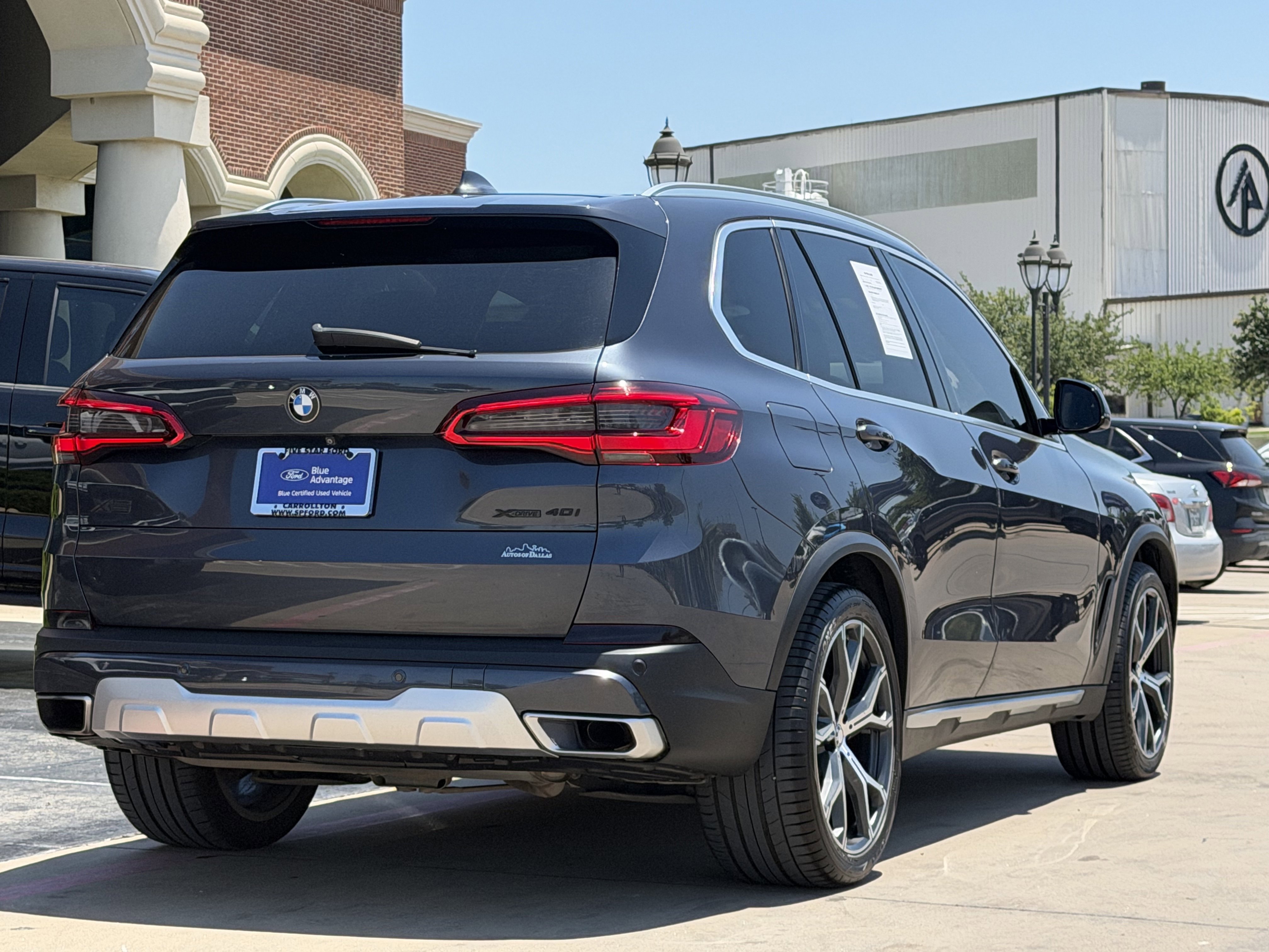Used 2019 BMW X5 xDrive40i w/ Convenience Package AWD/4WD image 4