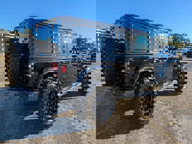 Used 2022 Jeep Wrangler Unlimited Sahara image 4