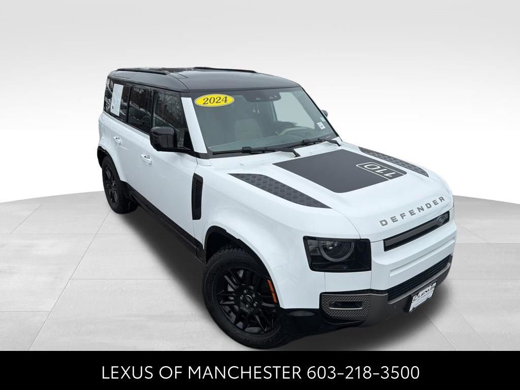 Used 2024 Land Rover Defender 110 X-Dynamic SE image 3