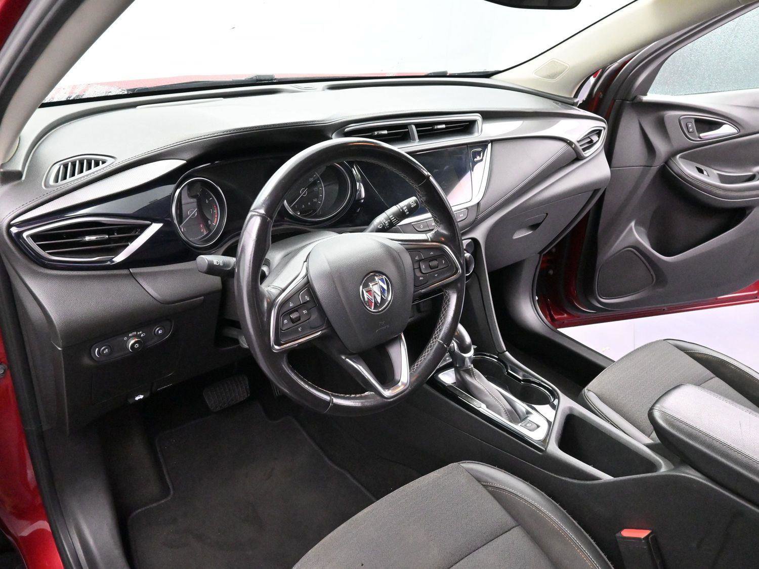 Used 2020 Buick Encore GX Preferred w/ Cold Weather Comfort Package image 18