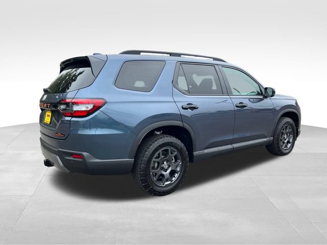 New 2026 Honda Pilot TrailSport image 8