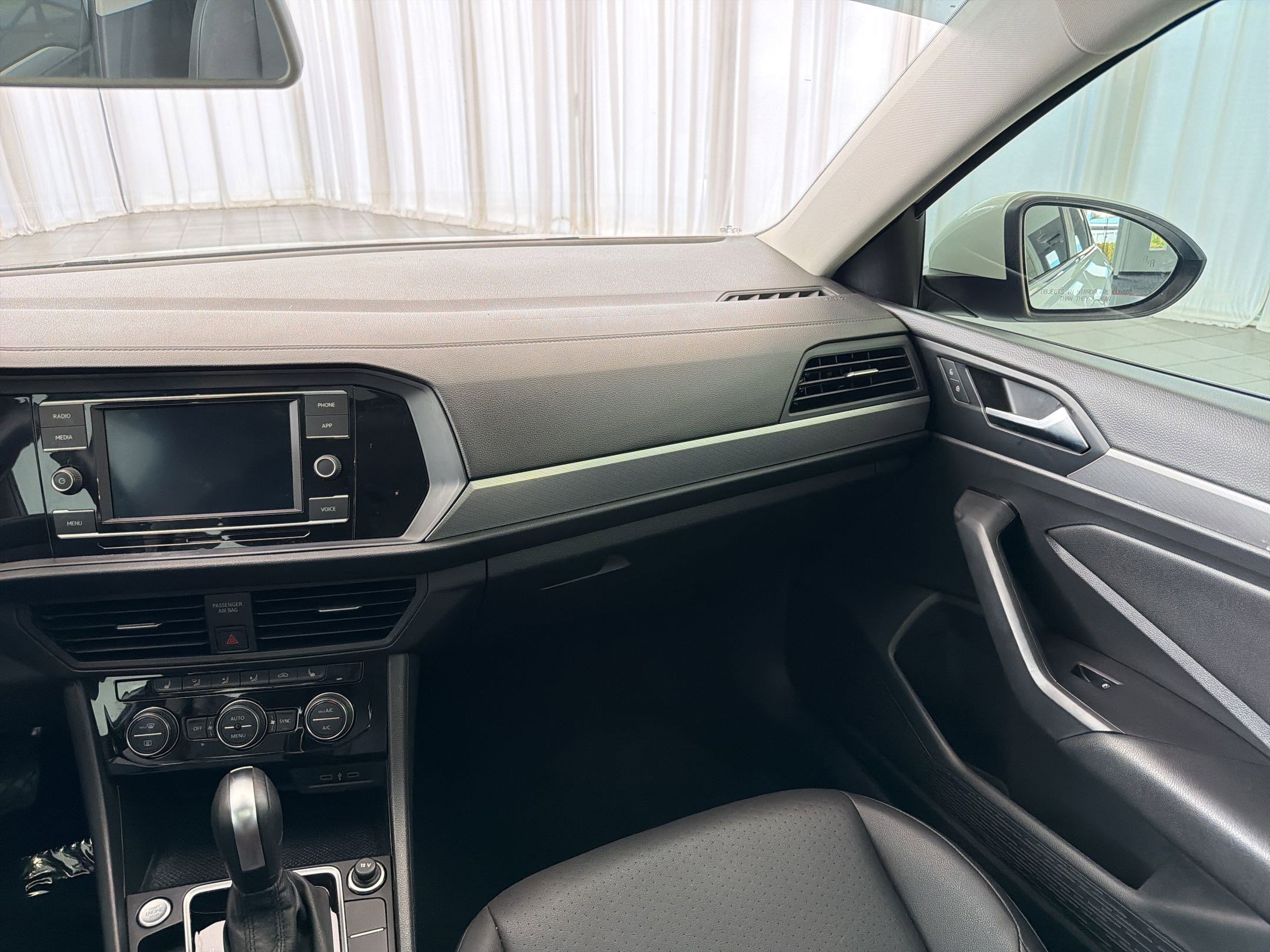 Used 2020 Volkswagen Jetta SE FWD image 28
