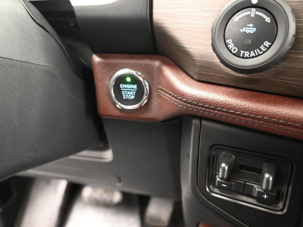 Used 2023 Ford Expedition Max Limited AWD/4WD image 18