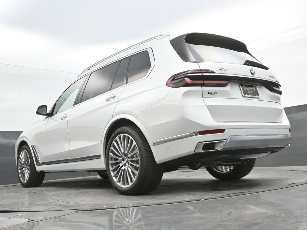 New 2026 BMW X7 xDrive40i image 41