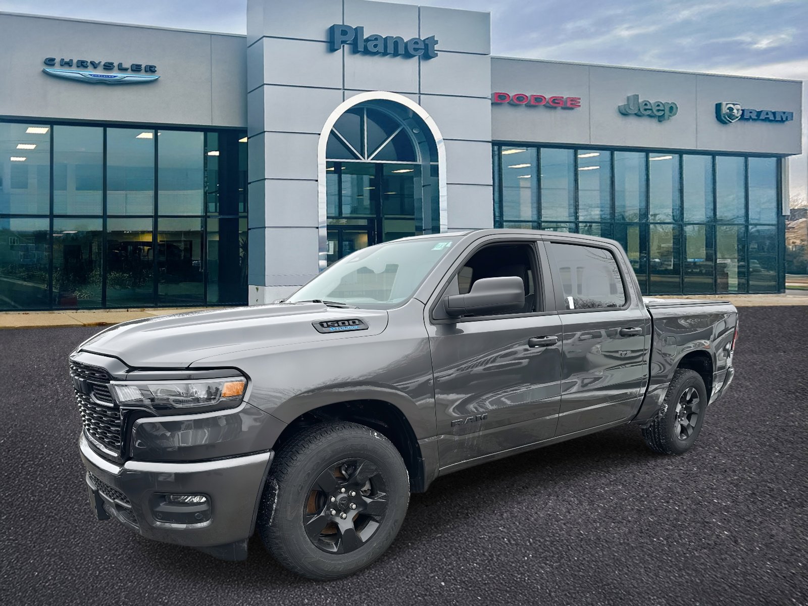 Used 2025 RAM 1500 Tradesman w/ Night Edition image 4