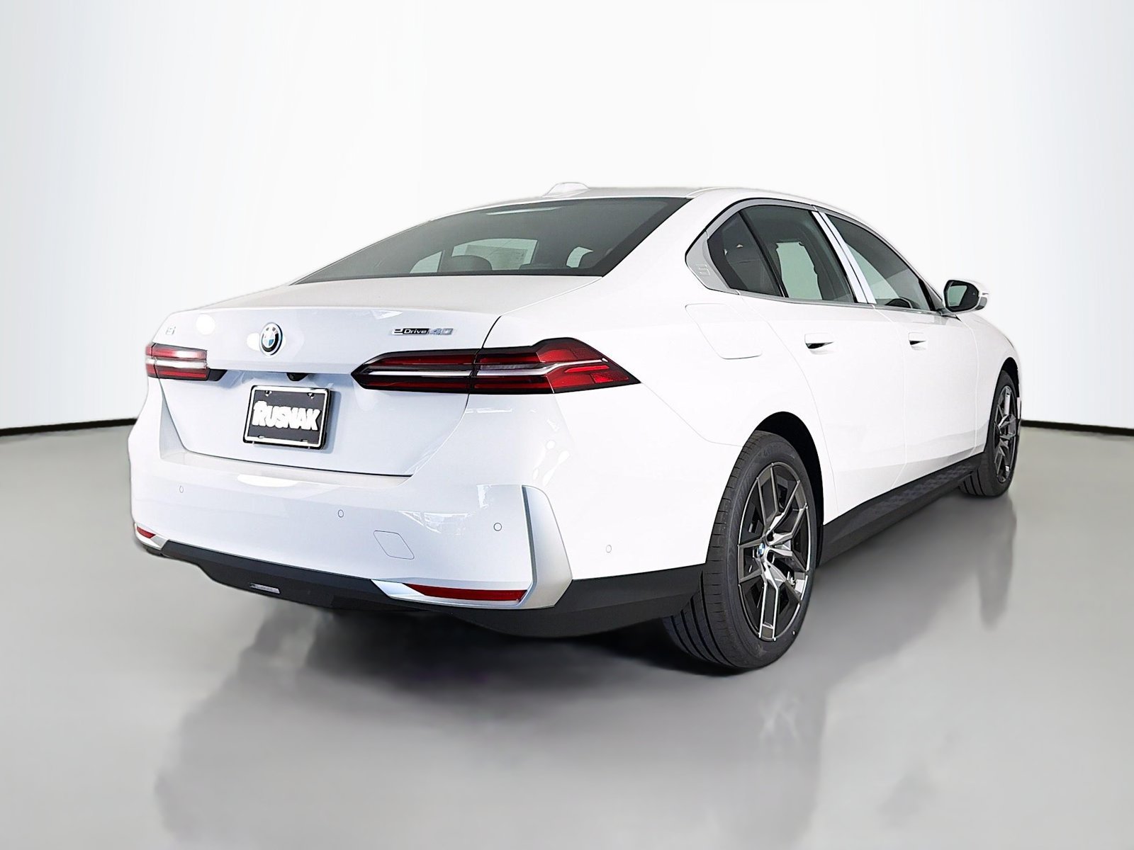 New 2027 BMW i5 eDrive40 RWD image 7