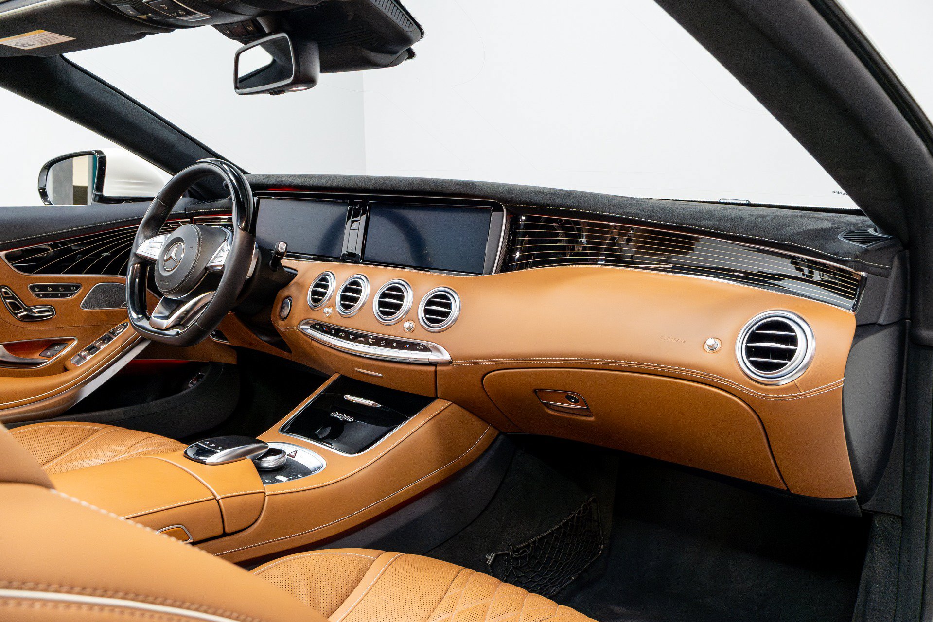 Used 2017 Mercedes-Benz S 550 Cabriolet image 21