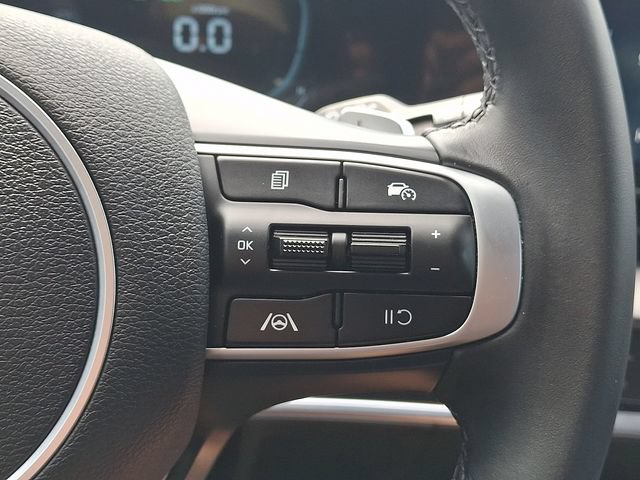Certified 2025 Kia Sportage EX AWD/4WD image 21