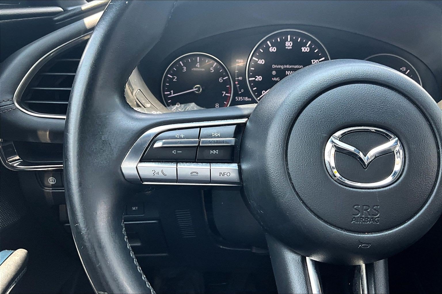 Used 2019 MAZDA MAZDA3 Hatchback w/ Preferred Package FWD image 18