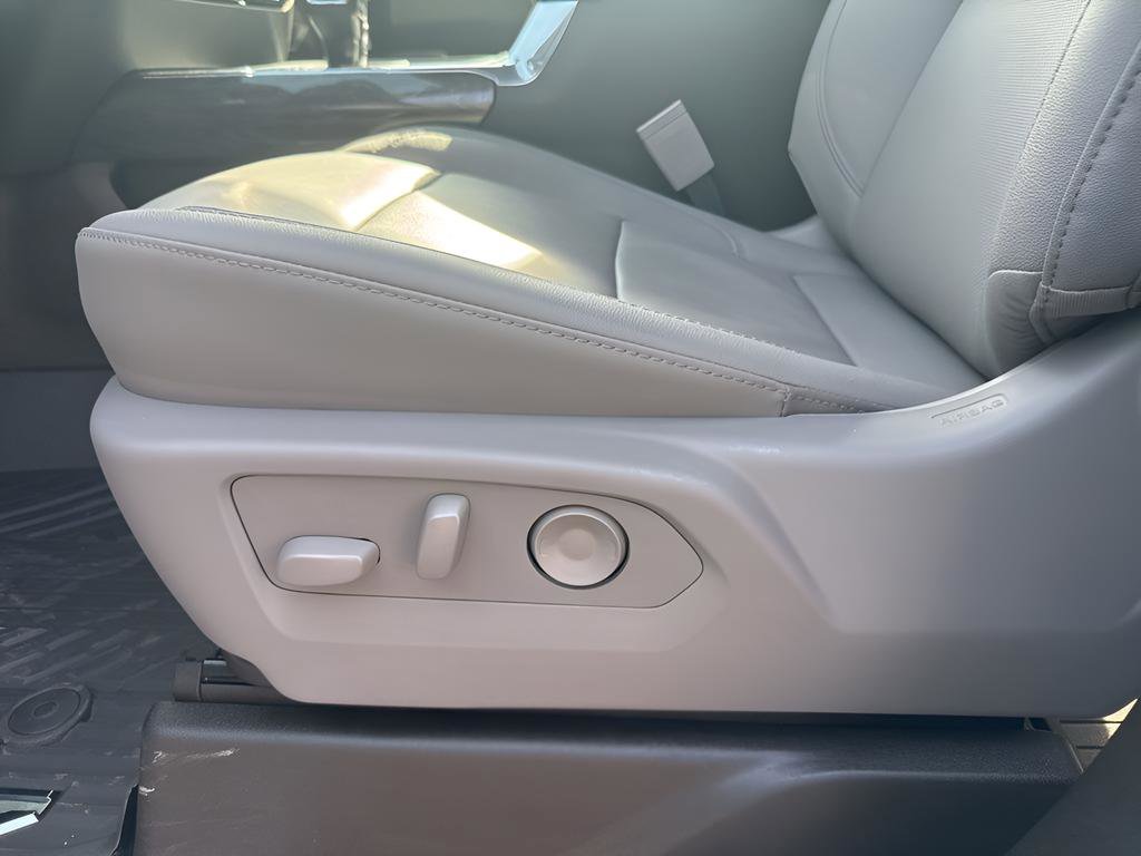 New 2026 Chevrolet Silverado 1500 LTZ image 18