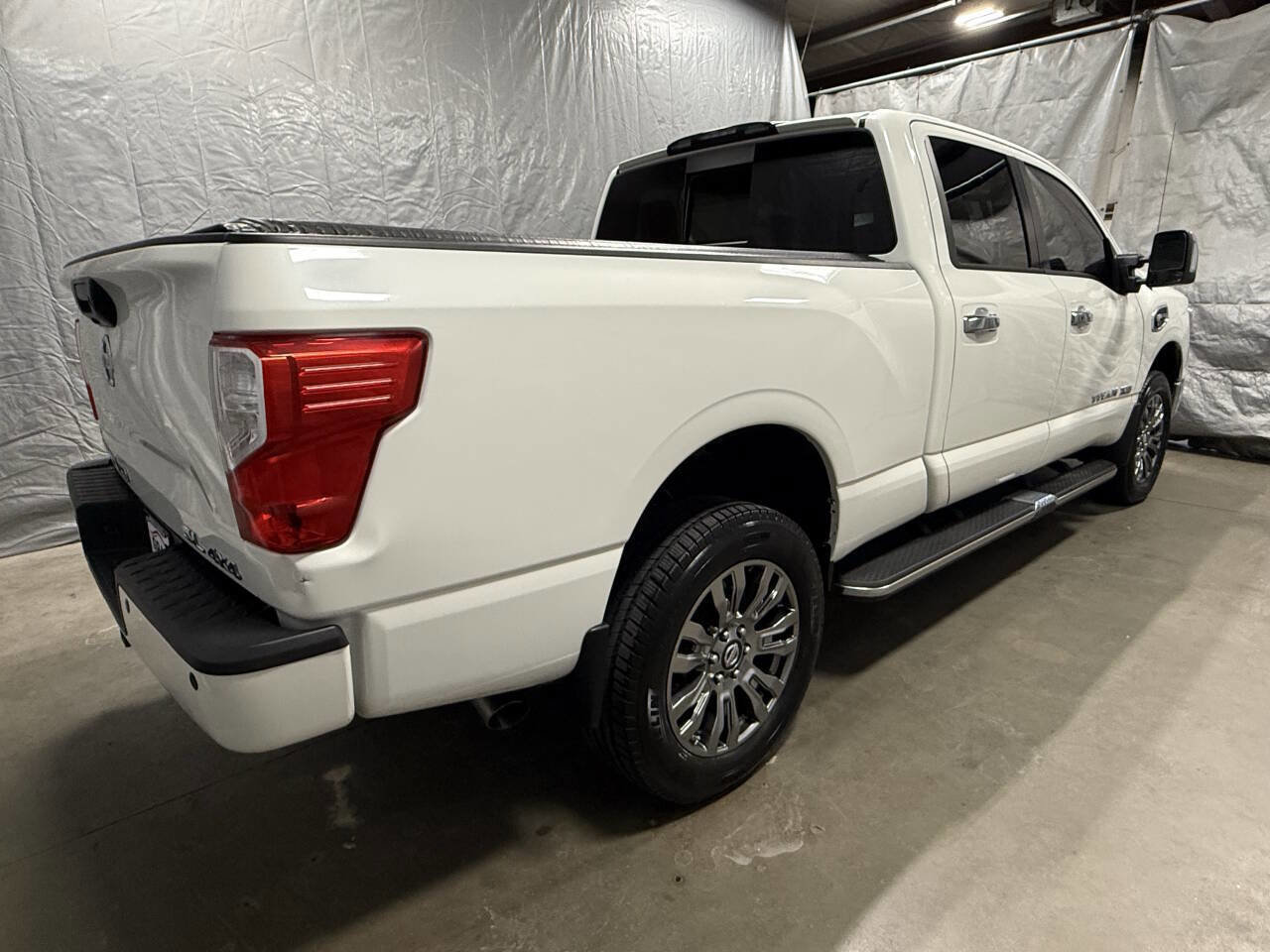 Used 2019 Nissan Titan SL w/ Texas Titan Edition image 5