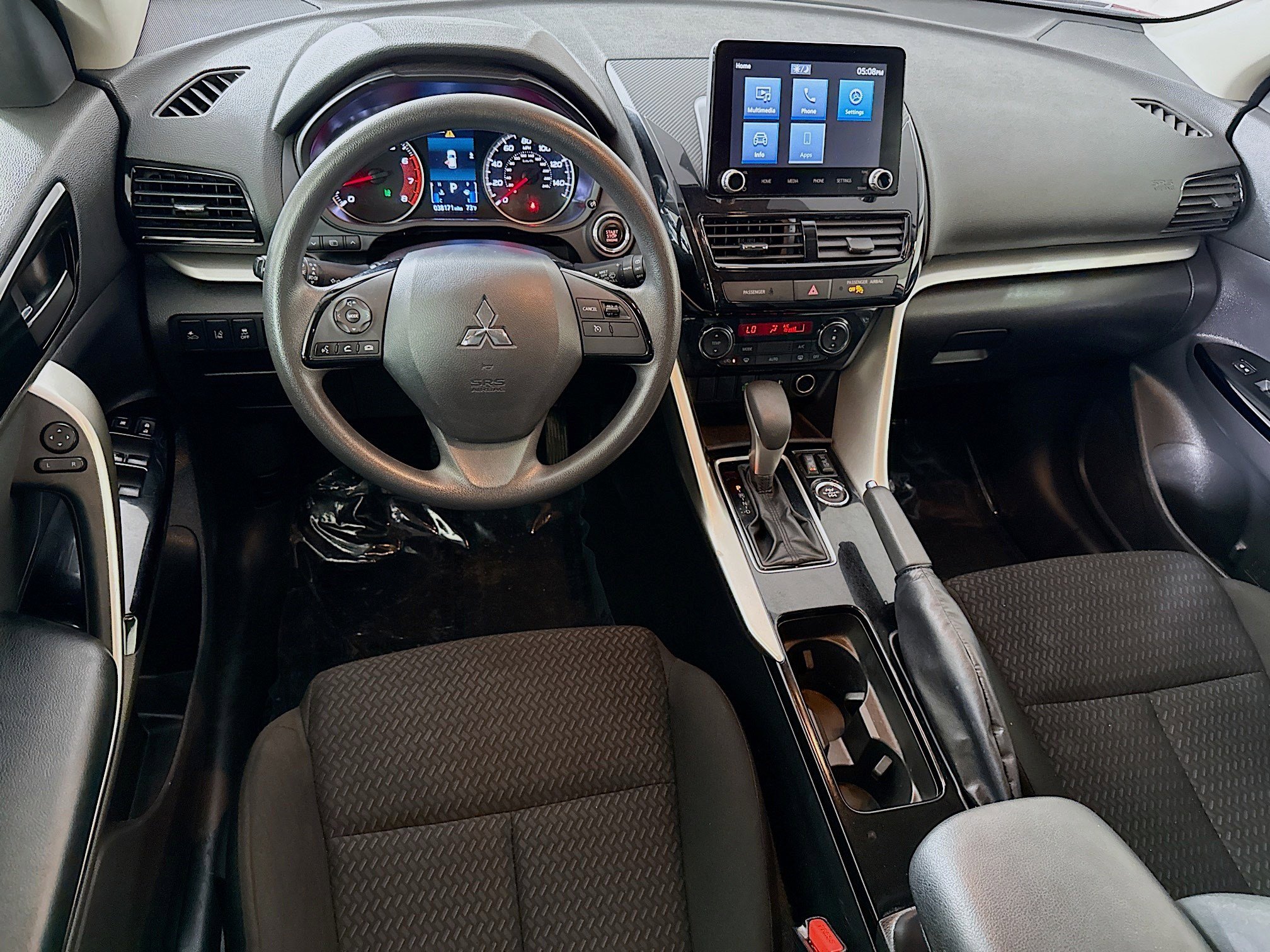 Used 2024 Mitsubishi Eclipse Cross LE AWD/4WD image 17