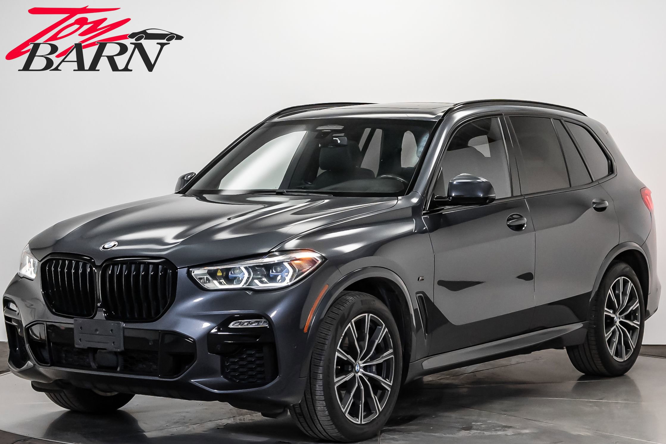 Used 2019 BMW X5 xDrive50i w/ M Sport Package image 1