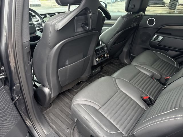 Used 2024 Land Rover Discovery Metropolitan Edition AWD/4WD image 20