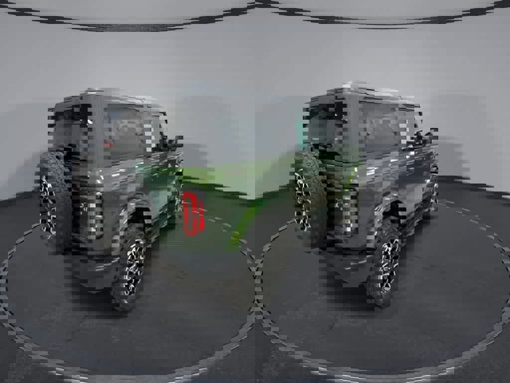 Used 2023 Ford Bronco Outer Banks image 8