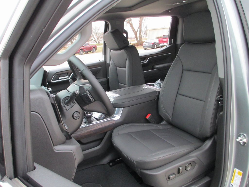 New 2026 GMC Sierra 1500 SLT w/ SLT Convenience Package image 14