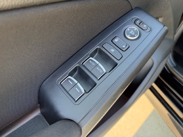 Used 2025 Honda Civic Sport image 13