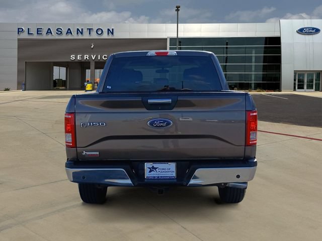 Used 2016 Ford F150 XLT w/ Equipment Group 302A Luxury RWD image 4