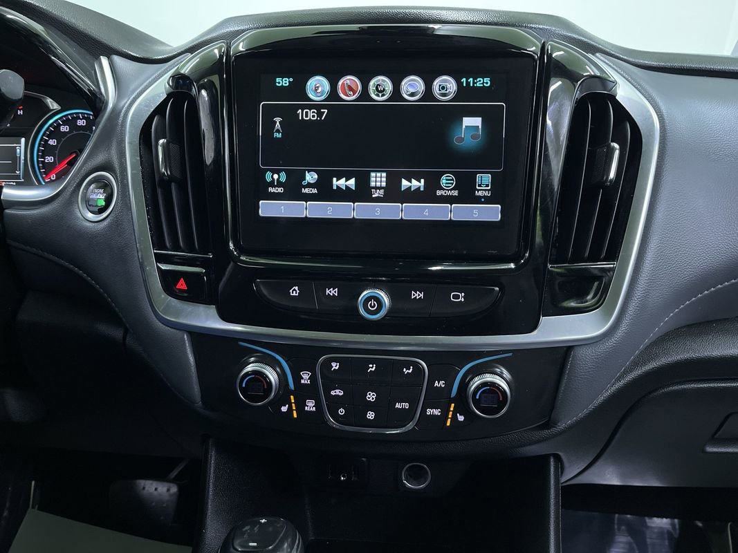 Used 2018 Chevrolet Traverse LT w/ LPO, Black Accent Package image 21