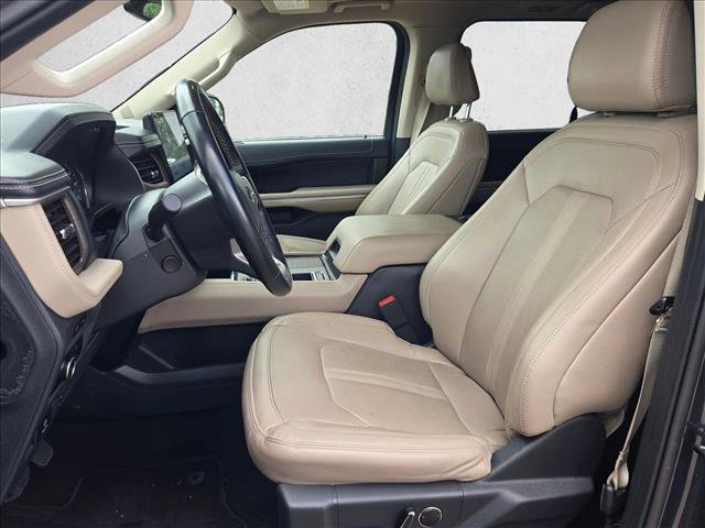 Used 2024 Ford Expedition Limited RWD image 17
