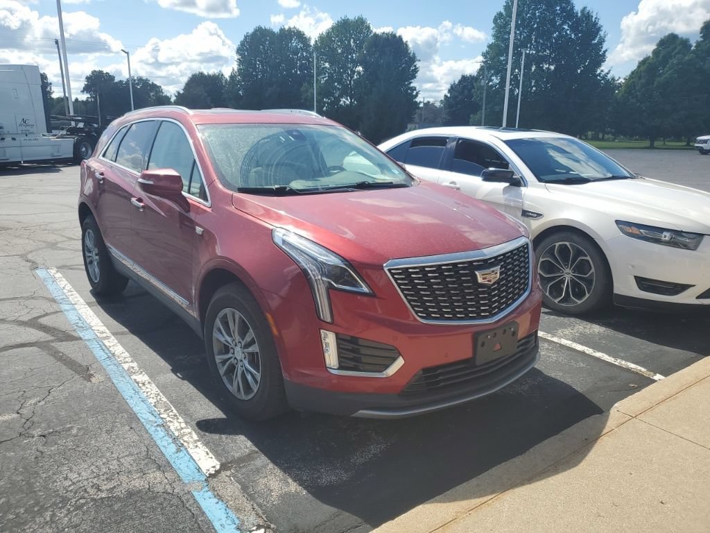Used 2021 Cadillac XT5 Premium Luxury AWD/4WD image 2