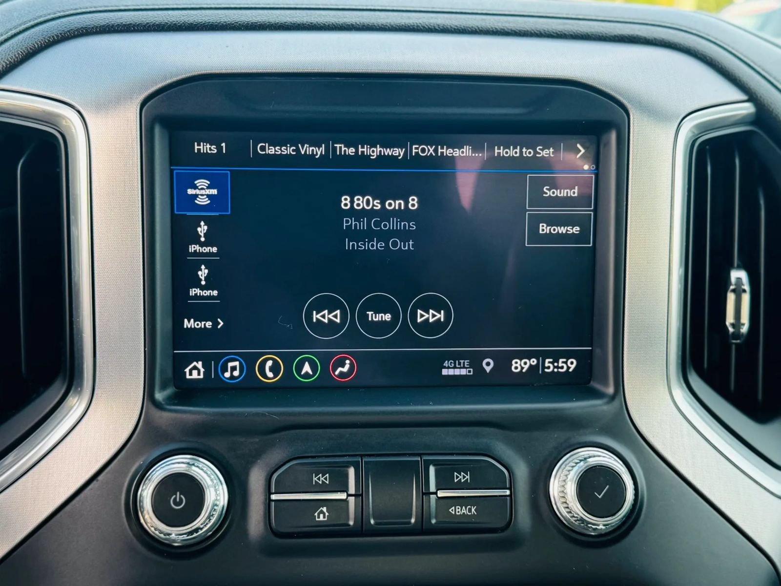 Used 2019 GMC Sierra 1500 SLT w/ SLT Premium Plus Package AWD/4WD image 13