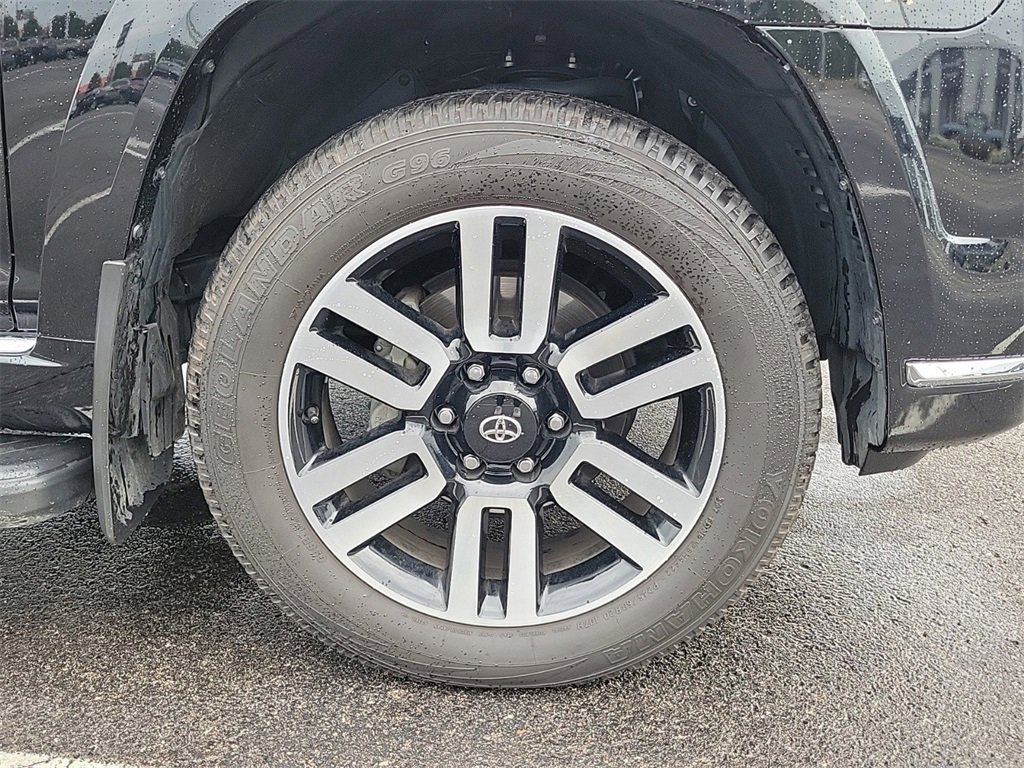 Used 2023 Toyota 4Runner Limited image 5
