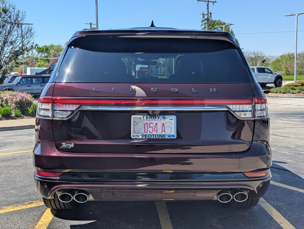Used 2024 Lincoln Aviator Black Label w/ Jet Package AWD/4WD image 4