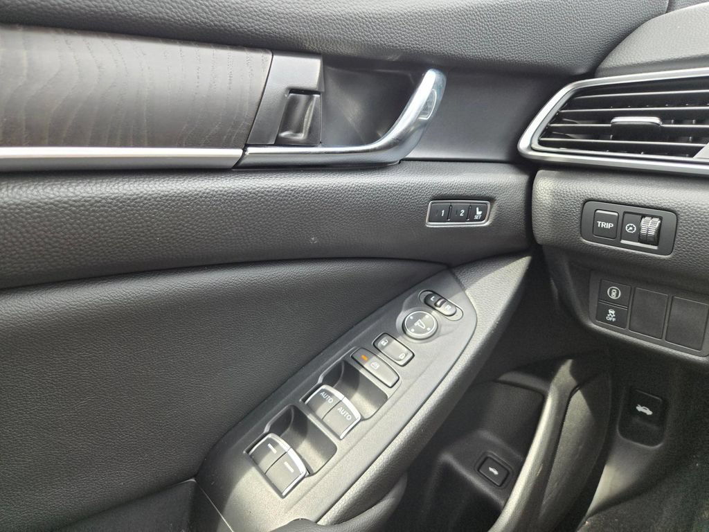 Used 2020 Honda Accord EX-L image 13