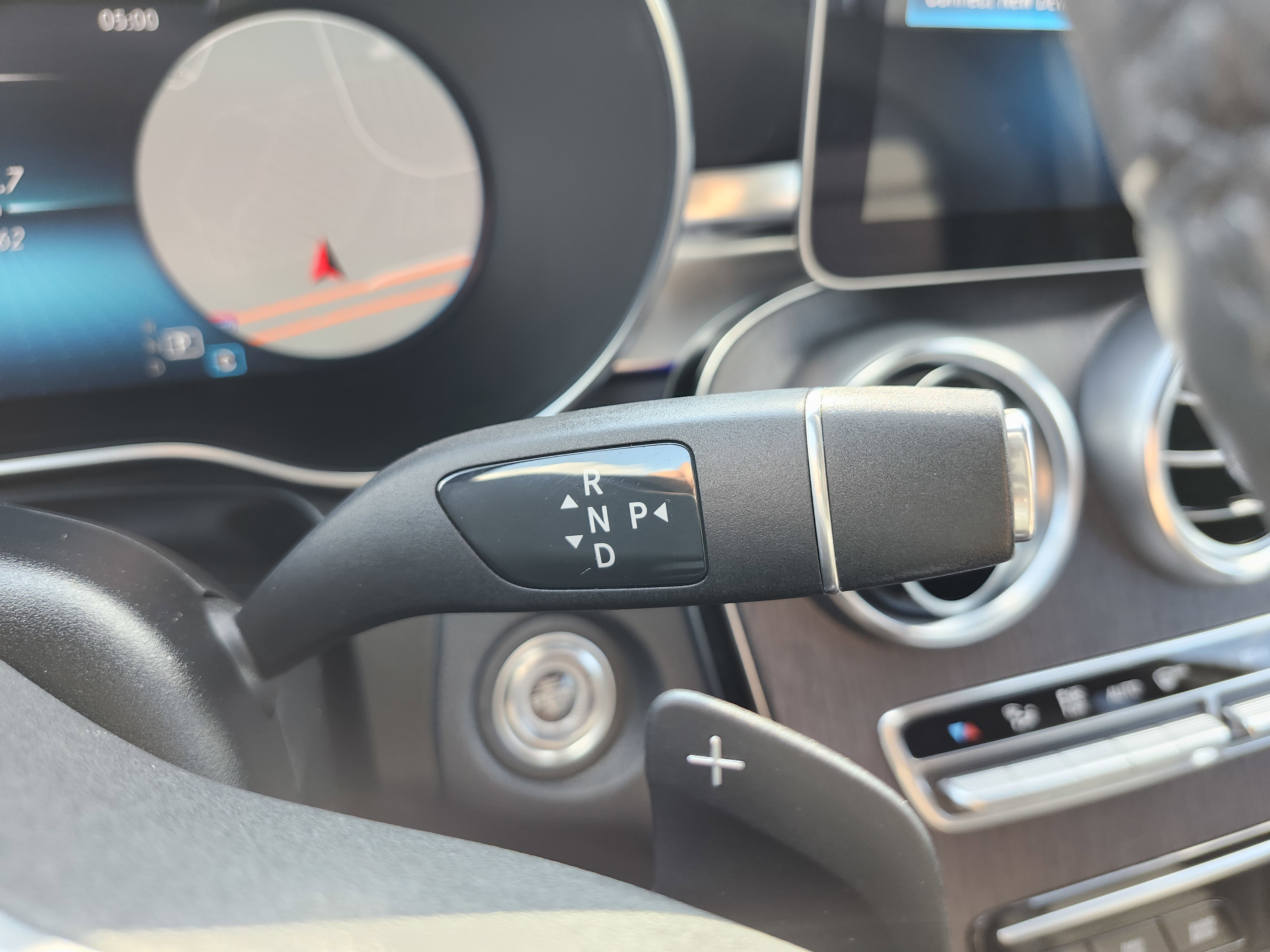 Used 2020 Mercedes-Benz GLC 300 4MATIC image 35